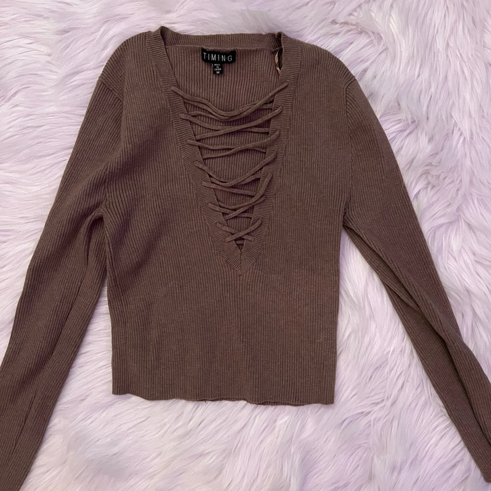 Brown open front top